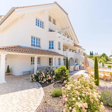 Belle Maison - Kleine Отель 3*