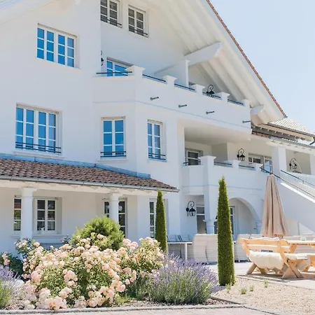 Belle Maison - Kleine Отель 3*