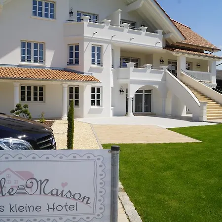 Belle Maison - Kleine Hotel 3*