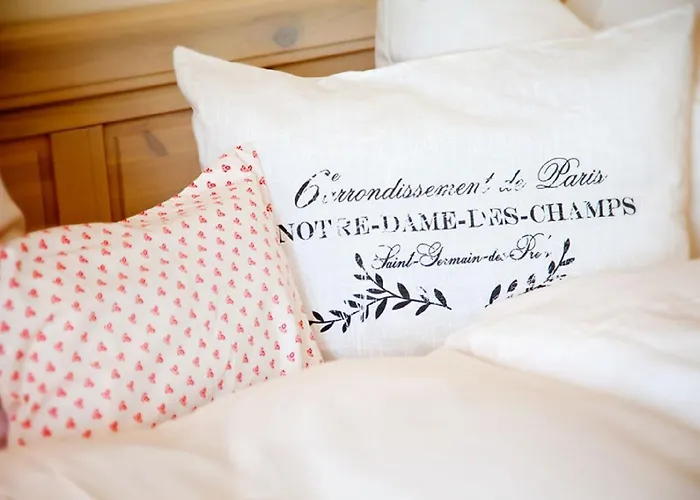 ホテル Belle Maison - Kleine 3*